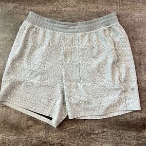 Lululemon At Ease Shorts - XL